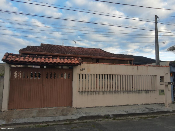 Casa com 3 Quartos à Venda, 250 m² em Belmira Novaes - Peruíbe