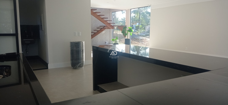 Casa com 4 Quartos à Venda, 312 m² em Iriri - Anchieta