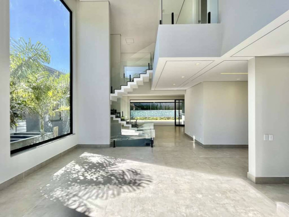 Imagem Casa com 4 Quartos à Venda, 394 m² em Jardim Indaiá - Embu Das Artes