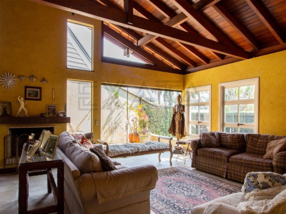 Casa com 3 Quartos à Venda, 330 m² em Morumbi - São Paulo