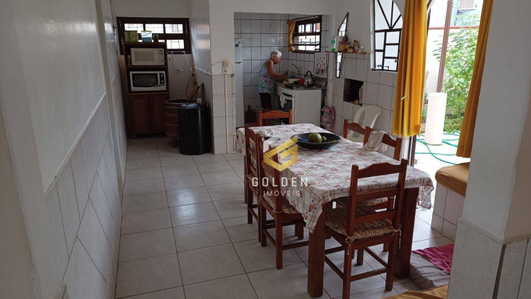 Imagem Casa com 3 Quartos à Venda, 105 m² em Centro - Tijucas Imagem Casa com 3 Quartos à Venda, 105 m² em Centro - Tijucas