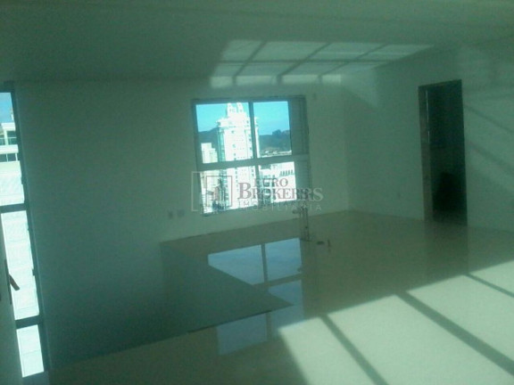Imagem Cobertura com 3 Quartos à Venda, 330 m² em Centro - Balneário Camboriú