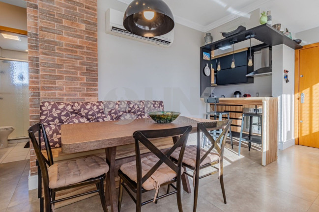Imagem Apartamento com 2 Quartos à Venda, 67 m² em Mont Serrat - Porto Alegre