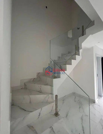 Imagem Sobrado com 3 Quartos à Venda, 128 m² em Xaxim - Curitiba Imagem Sobrado com 3 Quartos à Venda, 128 m² em Xaxim - Curitiba