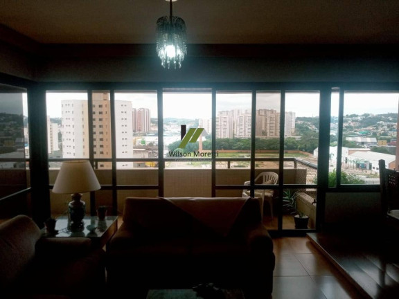 Imagem Apartamento com 4 Quartos à Venda, 157 m²