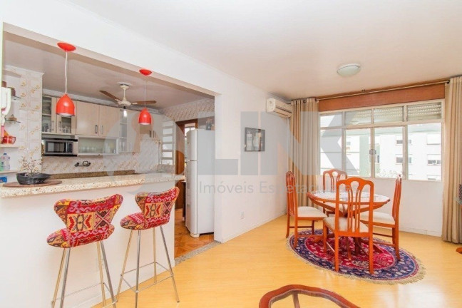 Apartamento com 2 Quartos à Venda, 77 m² em Passo Da Areia - Porto Alegre