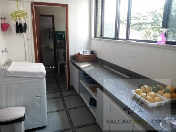 Imagem Apartamento com 4 Quartos à Venda, 150 m²