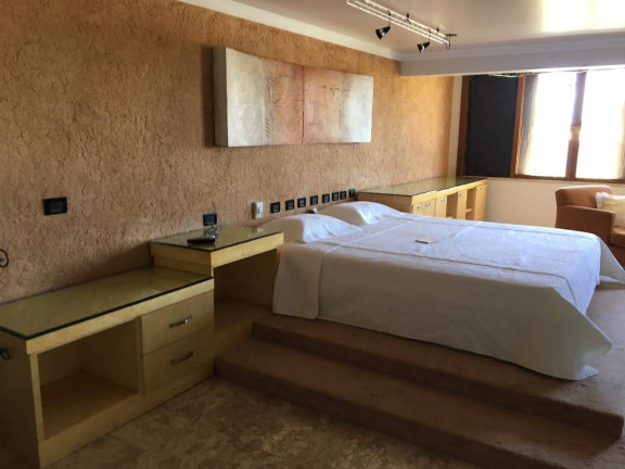 Imagem Casa com 8 Quartos à Venda, 1.172 m² em Guarajuba - Camaçari