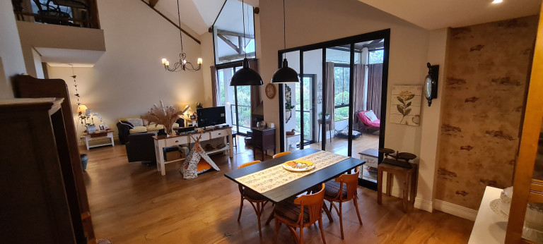 Imagem Casa com 3 Quartos à Venda, 557 m² em Jardim Mediterrâneo - Cotia Imagem Casa com 3 Quartos à Venda, 557 m² em Jardim Mediterrâneo - Cotia
