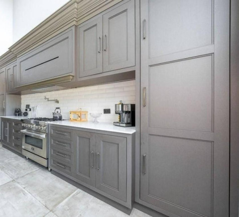Imagem Casa com 4 Quartos à Venda, 588 m² em Santo Inácio - Curitiba Imagem Casa com 4 Quartos à Venda, 588 m² em Santo Inácio - Curitiba
