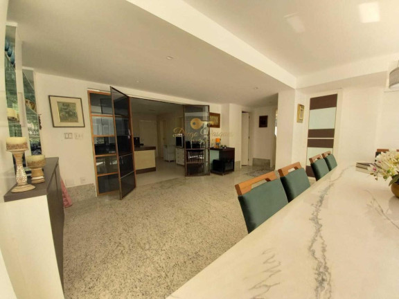 Imagem Casa com 4 Quartos à Venda, 4.870 m² em Carlos Guinle - Teresópolis