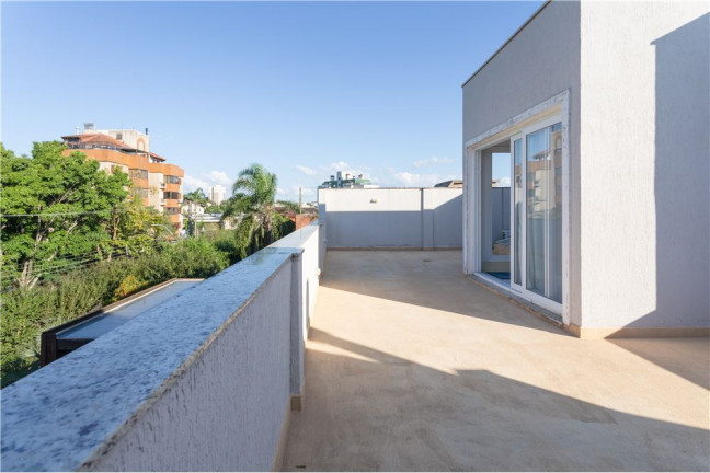 Imagem Casa com 5 Quartos à Venda, 550 m² em Chácara Das Pedras - Porto Alegre Imagem Casa com 5 Quartos à Venda, 550 m² em Chácara Das Pedras - Porto Alegre