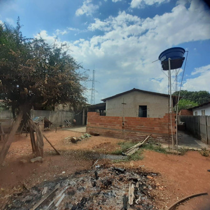 Imagem Casa com 2 Quartos à Venda, 360 m² em Célia Maria - Aparecida De Goiânia