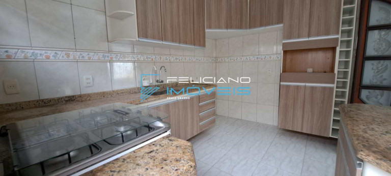 Imagem Casa com 3 Quartos à Venda, 194 m² em Canto Do Forte - Praia Grande