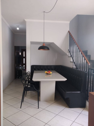 Imagem Casa com 3 Quartos à Venda, 125 m² em Jardim - Pindamonhangaba