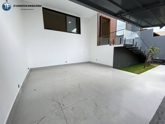 Imagem Casa com 3 Quartos à Venda, 342 m² em Bom Retiro - Ipatinga