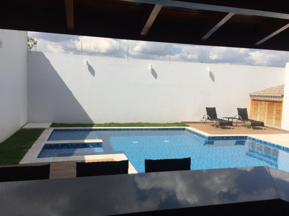 Imagem Casa com 3 Quartos à Venda, 330 m² em Jardim Botanico - Avaré