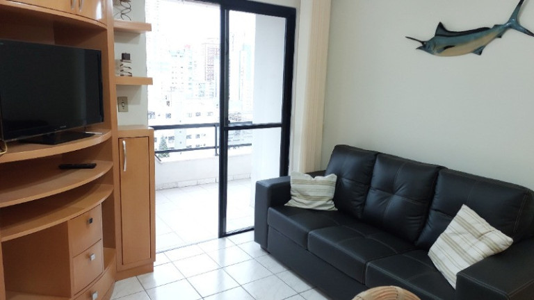 Imagem Apartamento com 2 Quartos para Alugar, 75 m² em Centro - Balneário Camboriú Imagem Apartamento com 2 Quartos para Alugar, 75 m² em Centro - Balneário Camboriú
