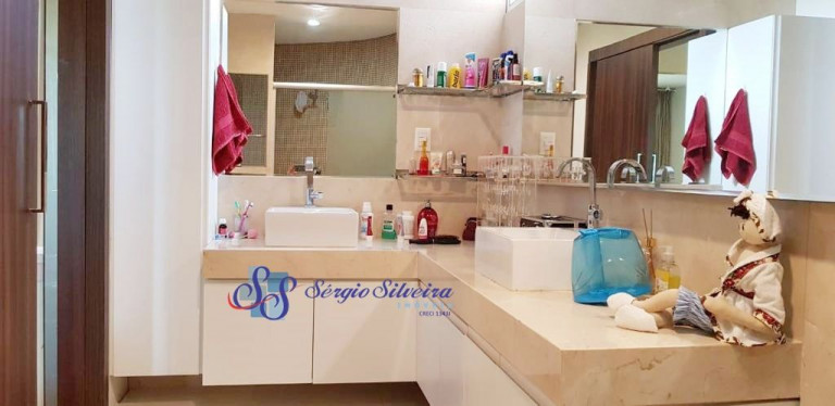 Imagem Casa com 4 Quartos à Venda, 420 m² em Cararu - Eusébio Imagem Casa com 4 Quartos à Venda, 420 m² em Cararu - Eusébio