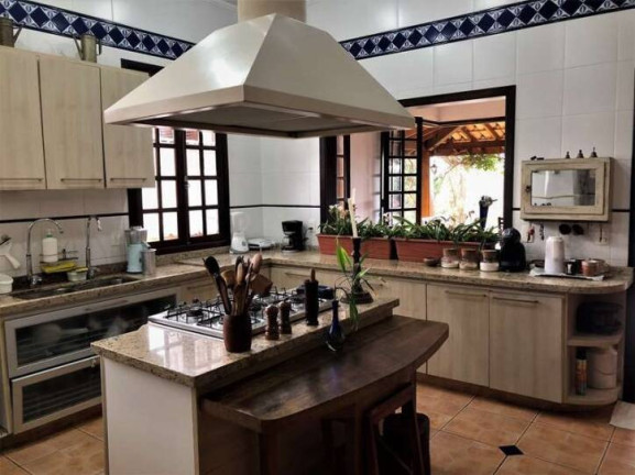 Imagem Casa com 3 Quartos à Venda,  em Fazendinha - Carapicuíba