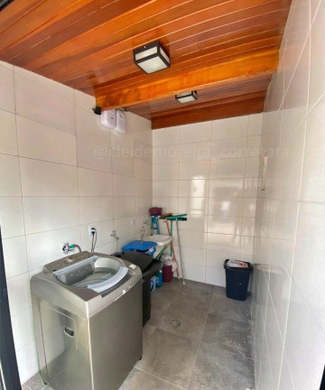 Imagem Sobrado com 3 Quartos à Venda, 186 m² em Portais (polvilho) - Cajamar