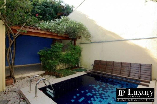 Imagem Casa com 4 Quartos à Venda, em Vila Madalena - São Paulo Imagem Casa com 4 Quartos à Venda, em Vila Madalena - São Paulo