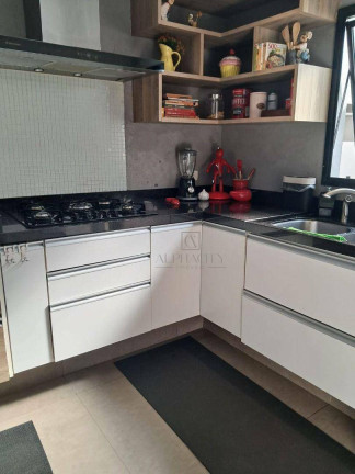 Imagem Casa com 3 Quartos à Venda, 200 m² em Tamboré 06 - Santana De Parnaíba Imagem Casa com 3 Quartos à Venda, 200 m² em Tamboré 06 - Santana De Parnaíba