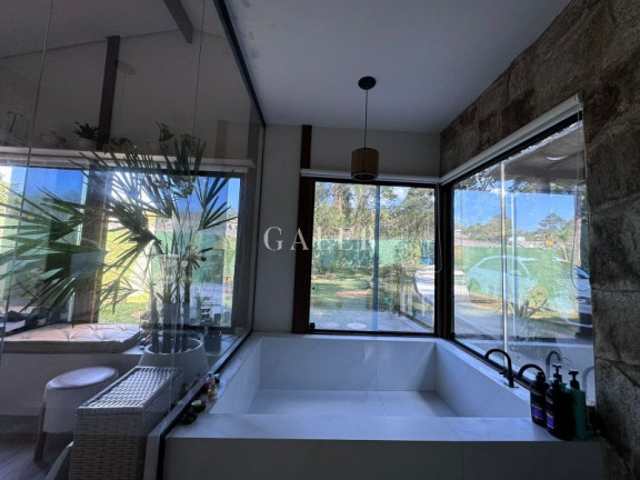 Imagem Casa com 3 Quartos à Venda, 160 m² em Roseira - Mairiporã Imagem Casa com 3 Quartos à Venda, 160 m² em Roseira - Mairiporã