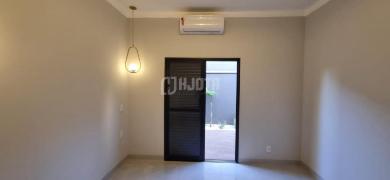 Imagem Casa de Condomínio com 3 Quartos à Venda, 235 m² em Condomínio Vilage La Montagne - São José Do Rio Preto Imagem Casa de Condomínio com 3 Quartos à Venda, 235 m² em Condomínio Vilage La Montagne - São José Do Rio Preto