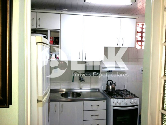 Imagem Casa com 2 Quartos à Venda, 36 m² em Santo Antônio - Porto Alegre Imagem Casa com 2 Quartos à Venda, 36 m² em Santo Antônio - Porto Alegre