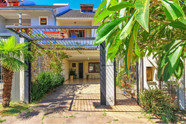 Casa com 4 Quartos à Venda, 201 m² em Espírito Santo - Porto Alegre