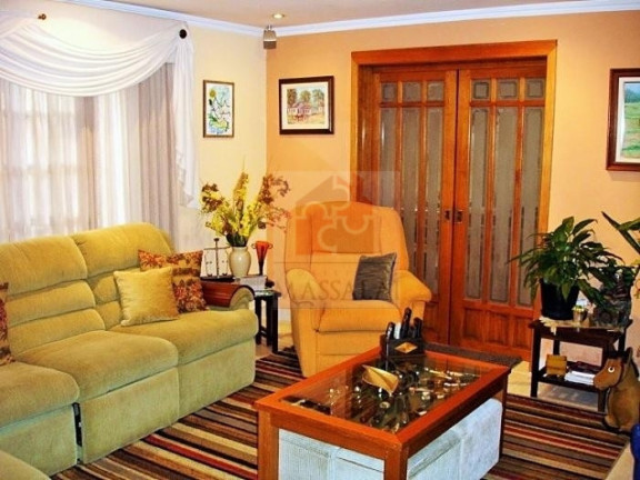 Imagem Casa com 4 Quartos à Venda, 224 m² em Santa Maria Goretti - Porto Alegre Imagem Casa com 4 Quartos à Venda, 224 m² em Santa Maria Goretti - Porto Alegre