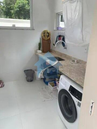 Imagem Casa com 3 Quartos à Venda, 242 m² em Ponta Negra - Manaus Imagem Casa com 3 Quartos à Venda, 242 m² em Ponta Negra - Manaus