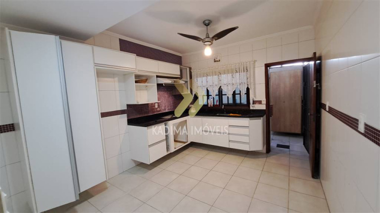 Sobrado com 2 Quartos à Venda, 80 m² em Caiçara - Praia Grande