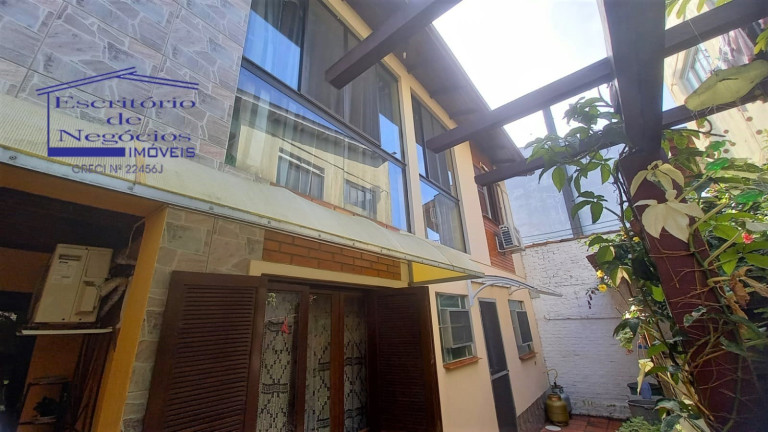 Imagem Casa com 5 Quartos à Venda, 280 m² em Camaquã - Porto Alegre