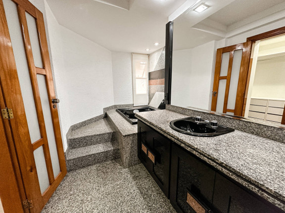 Imagem Cobertura com 4 Quartos à Venda, 325 m² em Centro - Colatina