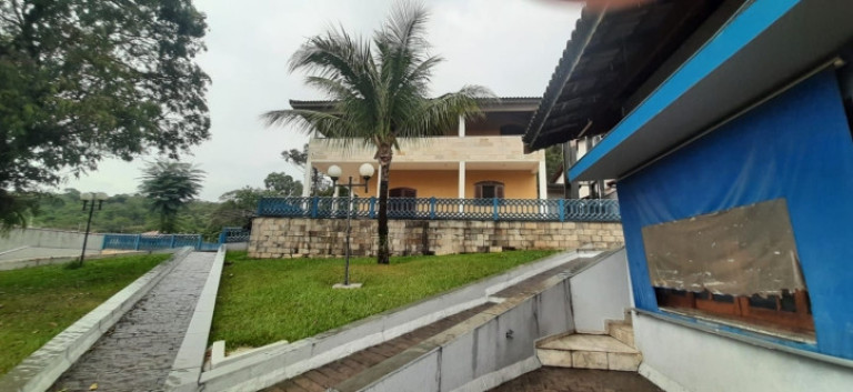 Imagem Sobrado com 4 Quartos à Venda, 500 m² em Vila Santista - Atibaia