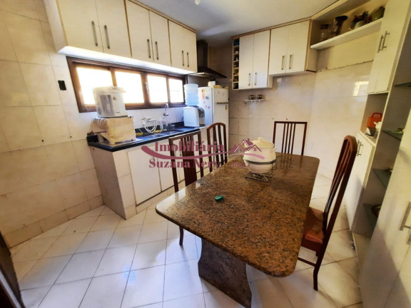 Imagem Casa com 5 Quartos à Venda, 375 m² em Lagoa Nova - Natal Imagem Casa com 5 Quartos à Venda, 375 m² em Lagoa Nova - Natal