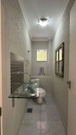 Imagem Casa com 4 Quartos para Alugar, 176 m² em Campina Do Siqueira - Curitiba Imagem Casa com 4 Quartos para Alugar, 176 m² em Campina Do Siqueira - Curitiba