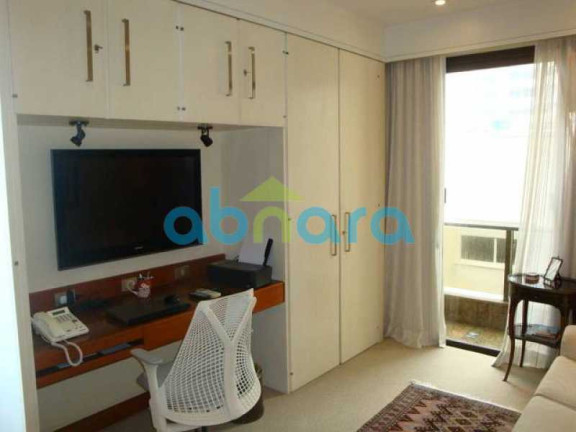 Imagem Apartamento com 4 Quartos à Venda, 250 m² em Ipanema - Rio De Janeiro Imagem Apartamento com 4 Quartos à Venda, 250 m² em Ipanema - Rio De Janeiro