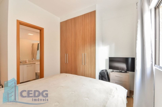 Imagem Apartamento com 2 Quartos à Venda, 60 m² em Bigorrilho - Curitiba