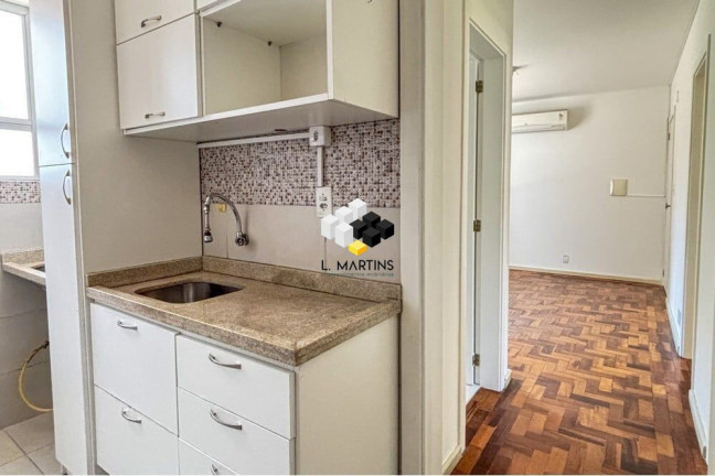 Imagem Apartamento com 2 Quartos à Venda, 41 m² em Menino Deus - Porto Alegre Imagem Apartamento com 2 Quartos à Venda, 41 m² em Menino Deus - Porto Alegre