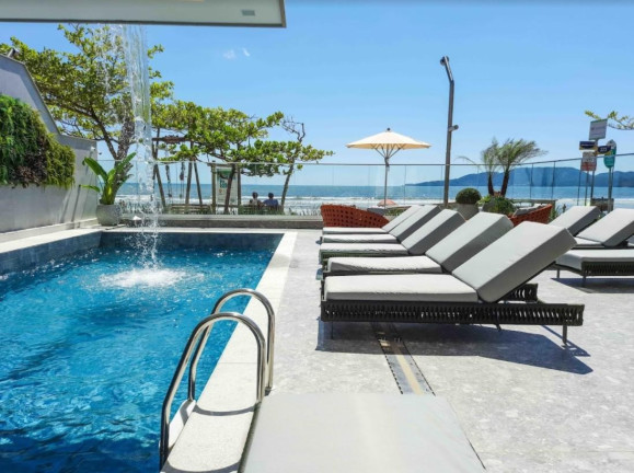 Apartamento com 4 Quartos à Venda, 254 m² em Meia Praia - Itapema