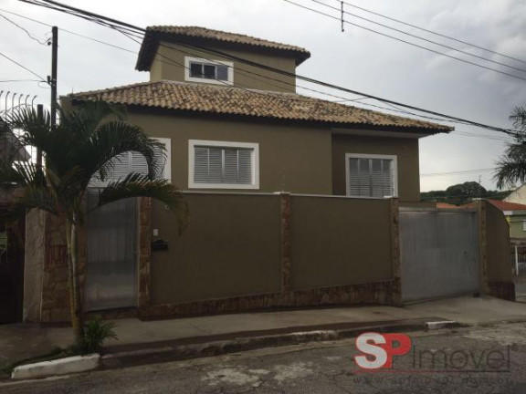 Casa com 3 Quartos à Venda, 250 m² em Chácara Inglesa - São Paulo
