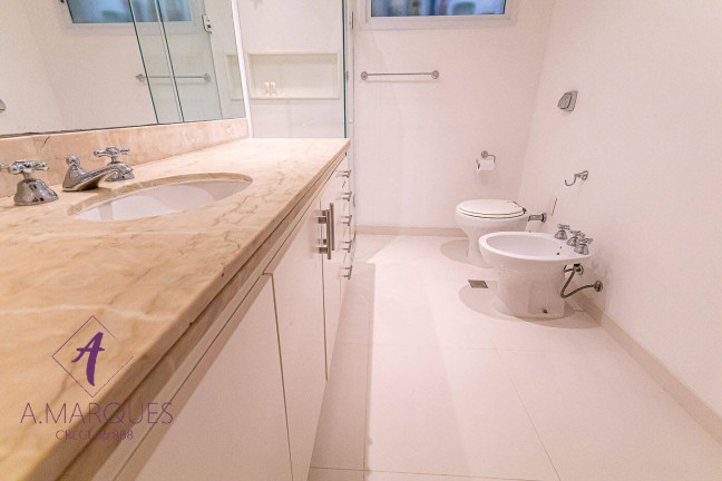 Imagem Apartamento com 4 Quartos à Venda, 525 m² em Flamengo - Rio De Janeiro Imagem Apartamento com 4 Quartos à Venda, 525 m² em Flamengo - Rio De Janeiro
