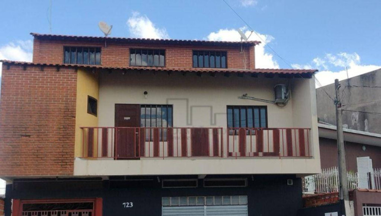 Casa com 3 Quartos à Venda, 175 m² em Vila Barão - Sorocaba
