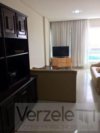 Imagem Apartamento com 3 Quartos para Temporada, 150 m² em Centro - Balneário Camboriú Imagem Apartamento com 3 Quartos para Temporada, 150 m² em Centro - Balneário Camboriú