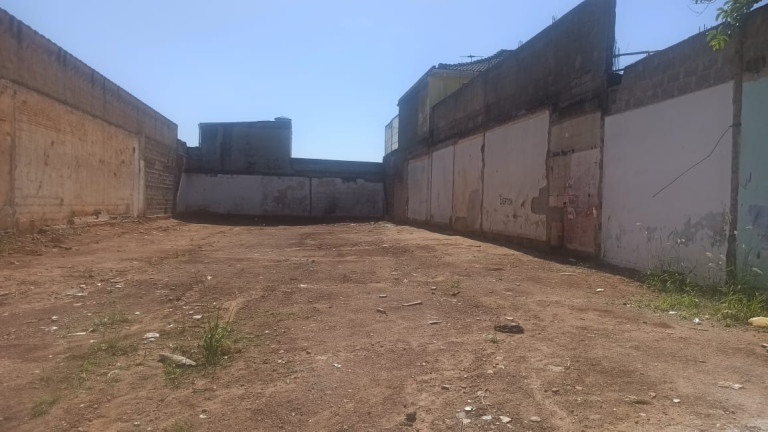 Terreno à Venda, 430 m² em Caetetuba - Atibaia