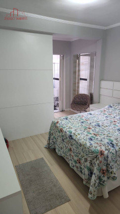 Imagem Casa com 2 Quartos à Venda, 220 m² em Jardim Oliveiras - Taboão Da Serra