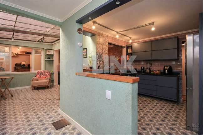 Imagem Apartamento com 4 Quartos à Venda, 130 m² em Bela Vista - Porto Alegre Imagem Apartamento com 4 Quartos à Venda, 130 m² em Bela Vista - Porto Alegre